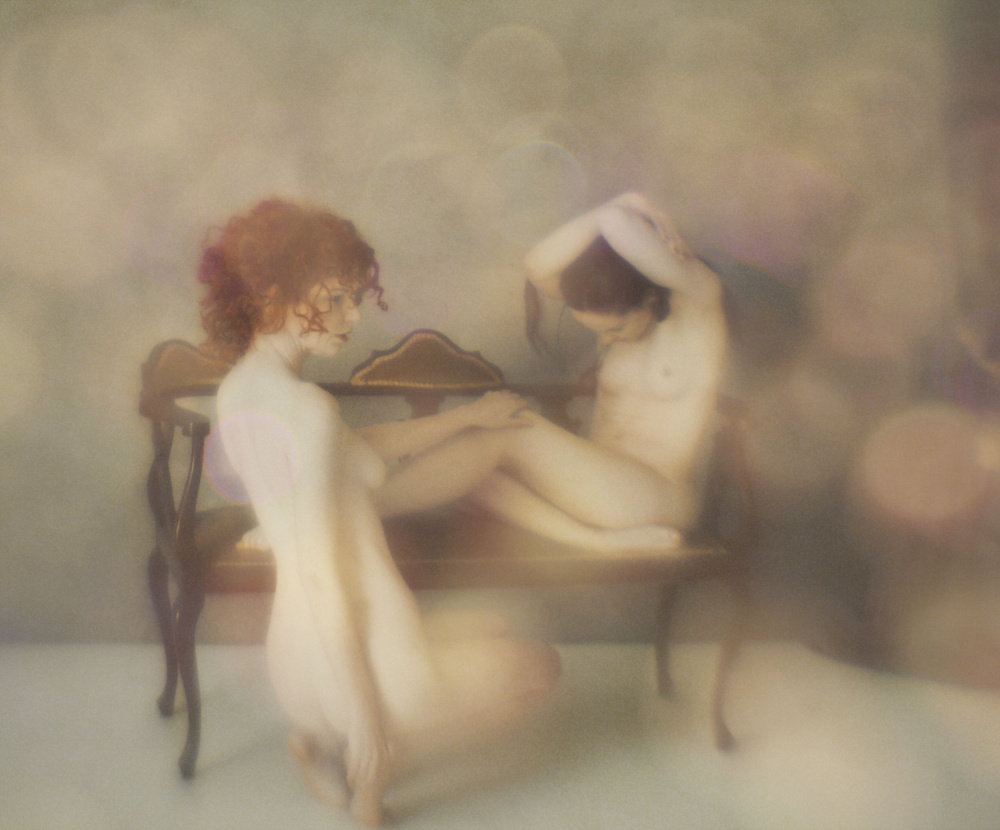 Anne and Donna von Mel Brackstone