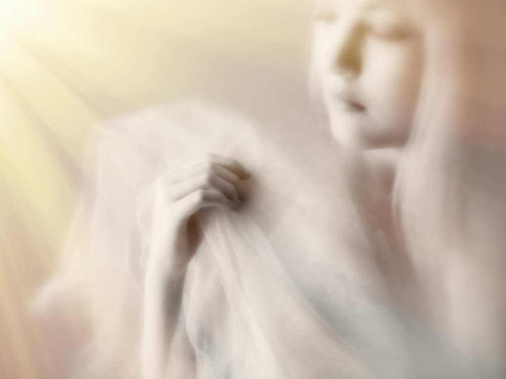 Blonde beauty von Mel Brackstone