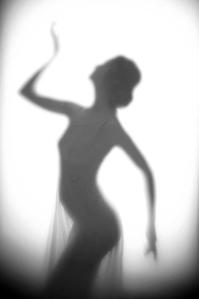 Backlit von Mel Brackstone