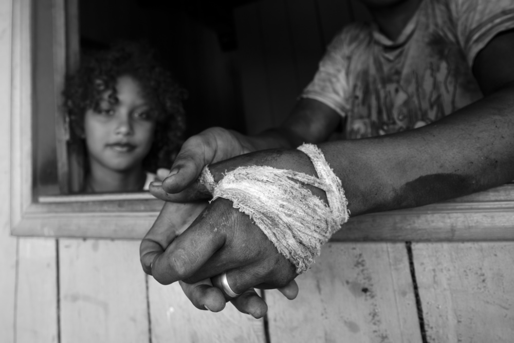 Mysterious ring von Merav Kadosh