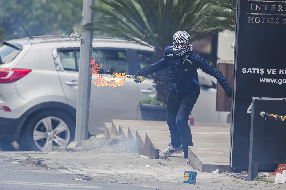 eye to eye ,,, von Mete Başkoçak