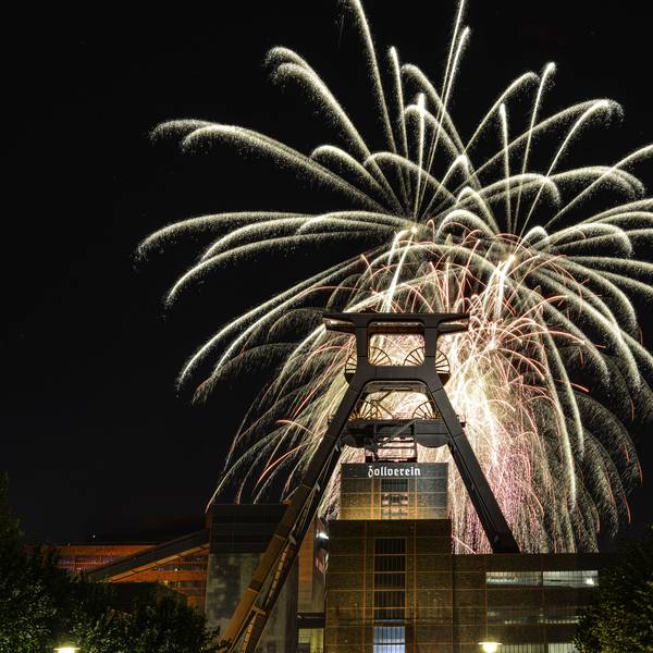 Großes Zechenfest von Michael Donner