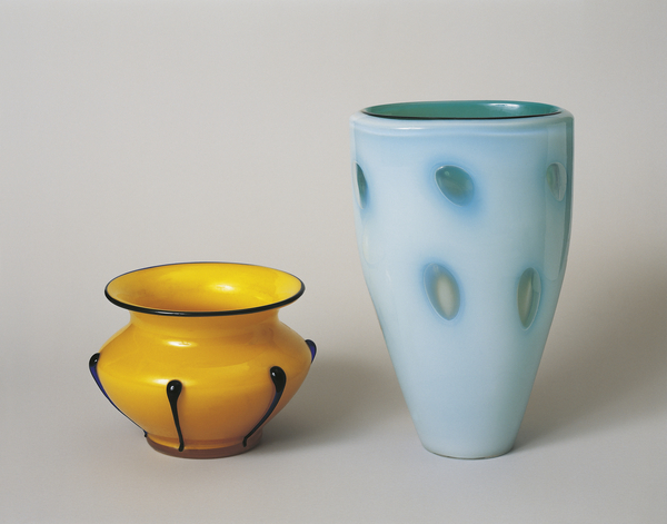 Close-up of two vases, Bohemia, Austria von Michael Powolny