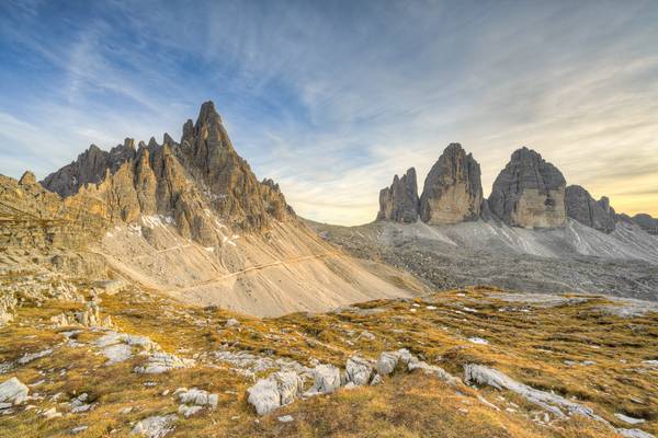 Paternkofel und die Drei Zinnen in Südtirol von Michael Valjak