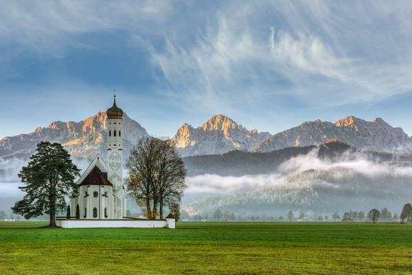 St. Coloman im Allgäu im Herbst von Michael Valjak