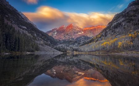 A Perfect Morning in Maroon Lake