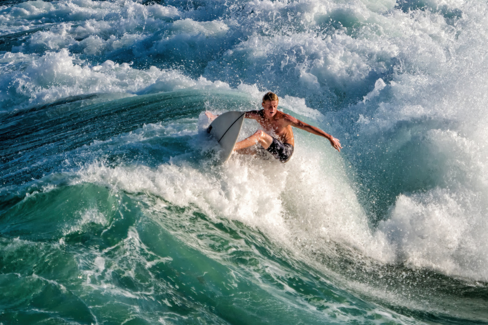 Surfing von Michel Groleau