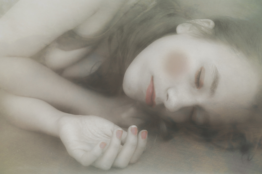 Sleeping doll von Michel Romaggi