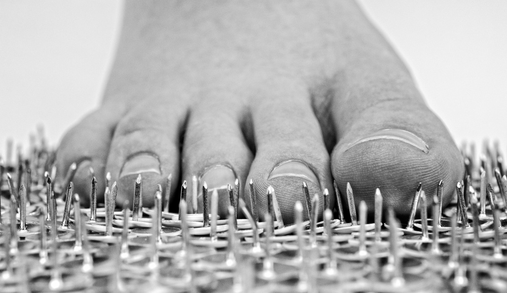 Dangerous Ground von Mike Melnotte