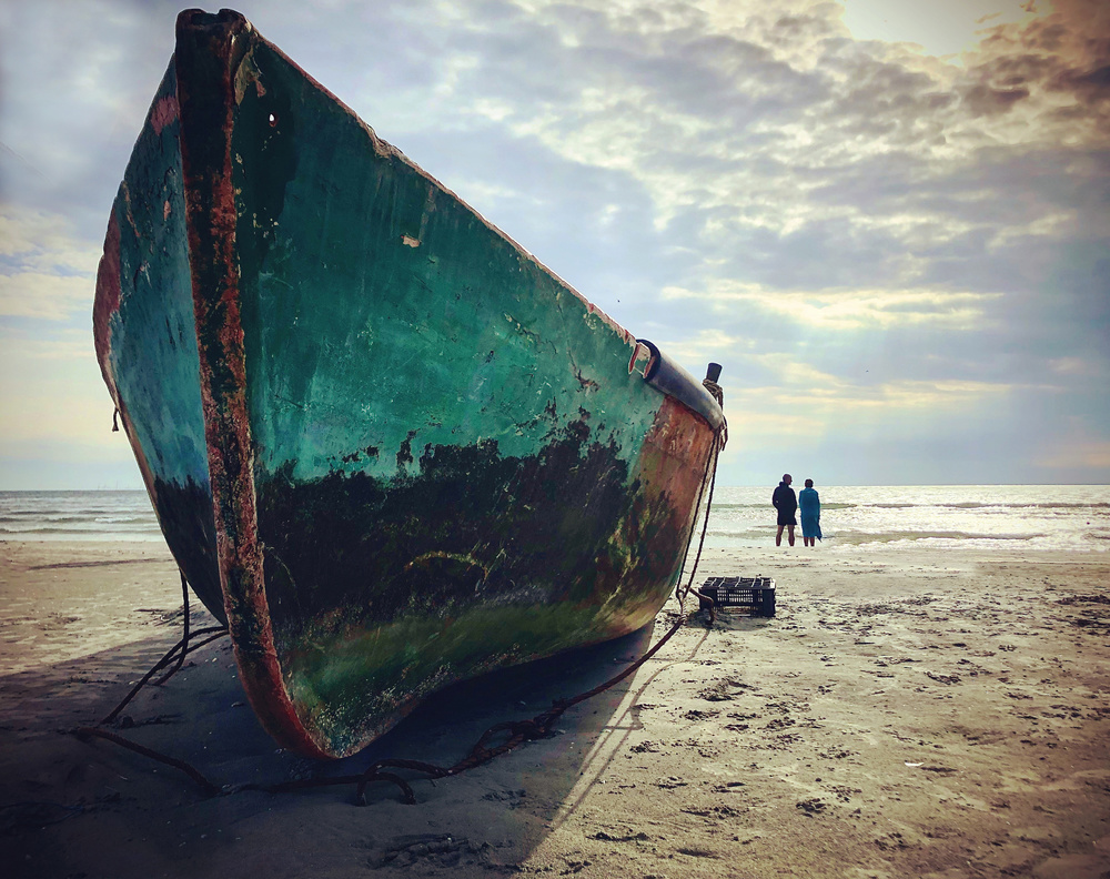 When Summer Sailed Away von Mirela Momanu