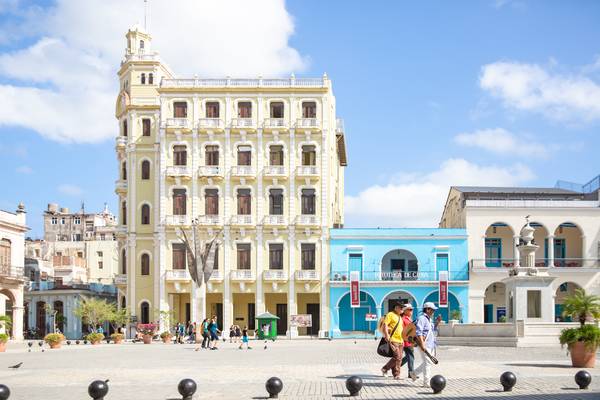 Musician in Havana, Cuba. Street in Havanna, Kuba. von Miro May