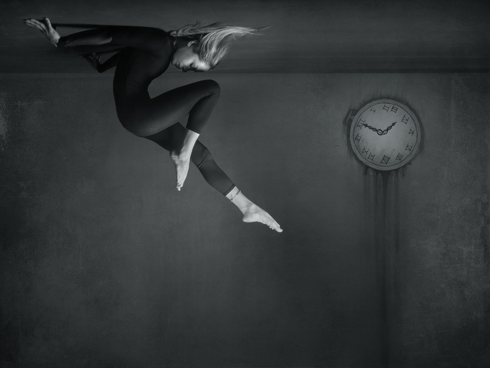 The girl of night von Moein Hasheminasab