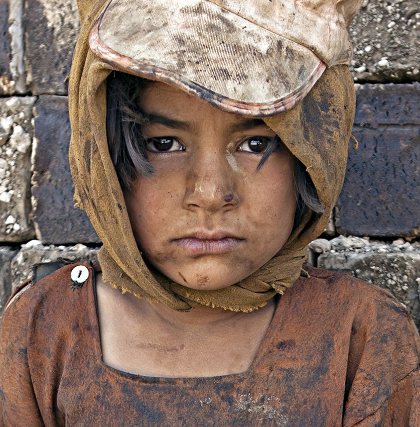 Her Eyes von Mohammadreza Momeni