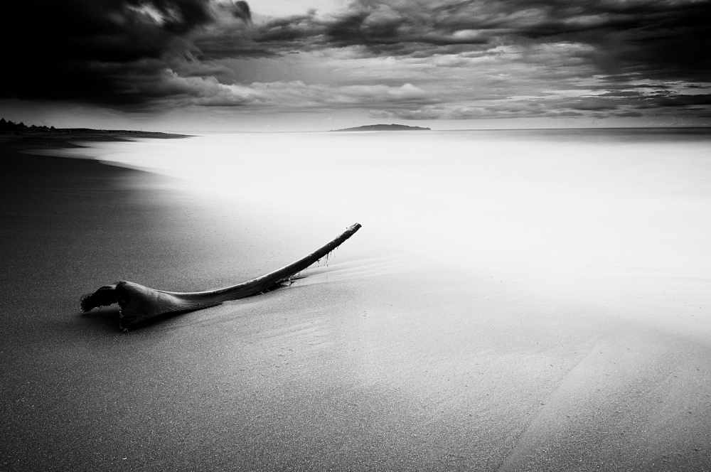 Castaway von Molvee Mahrizal