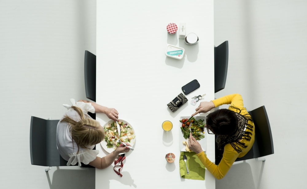 Lunch at the office von Monica Stuurop