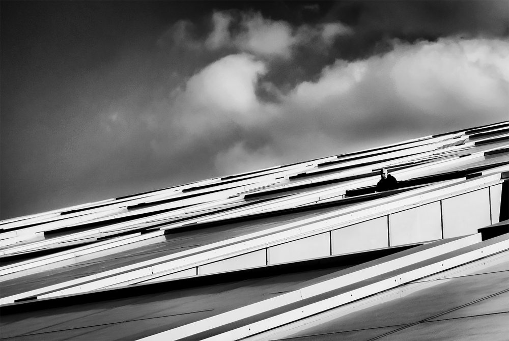 Alone von NahedIsmaeil