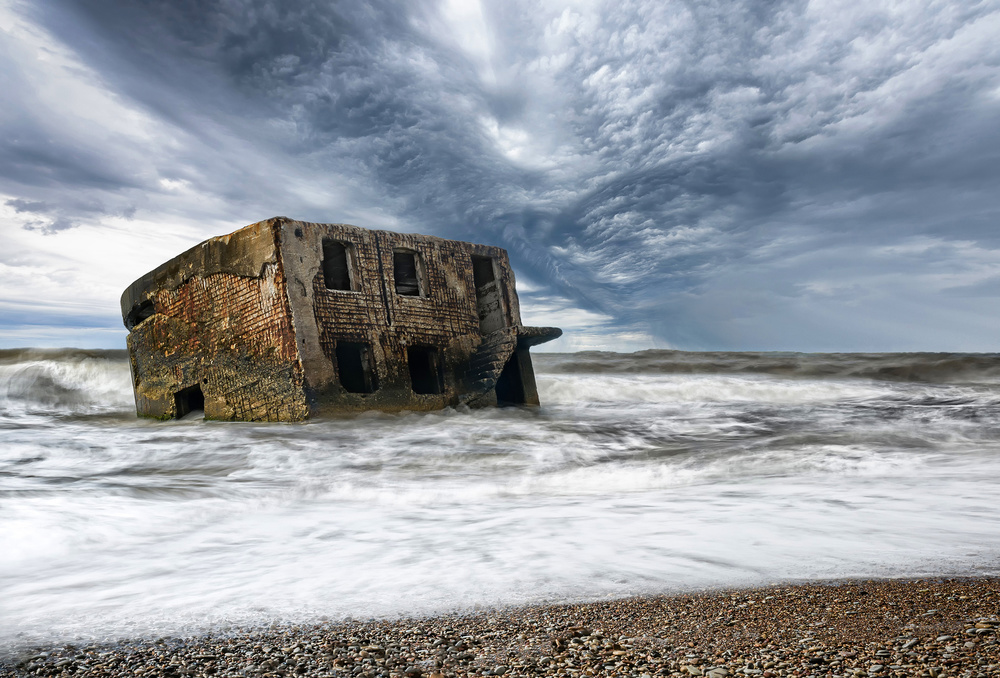 Inception von Navin Bopitiya