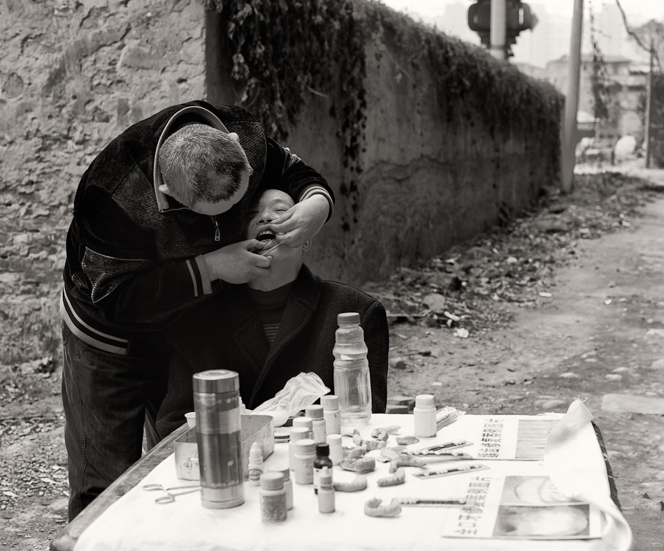 I'll fix ya a denture! von Nicolas Marino