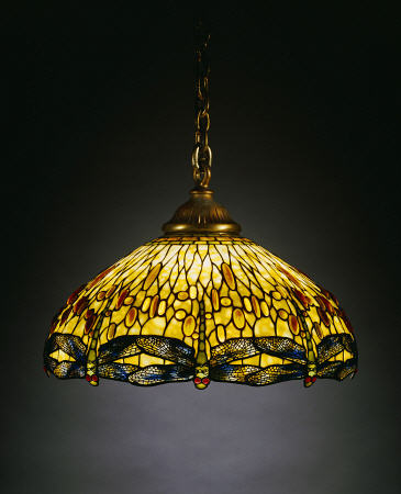 A ''Hanging Head'' Dragonfly Glass And Gilt Bronze Chandelier By Tiffany Studios von 