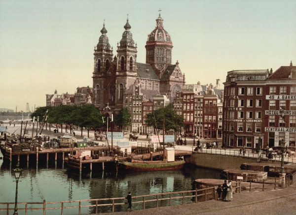 Amsterdam, St. Nikolaaskerk von 