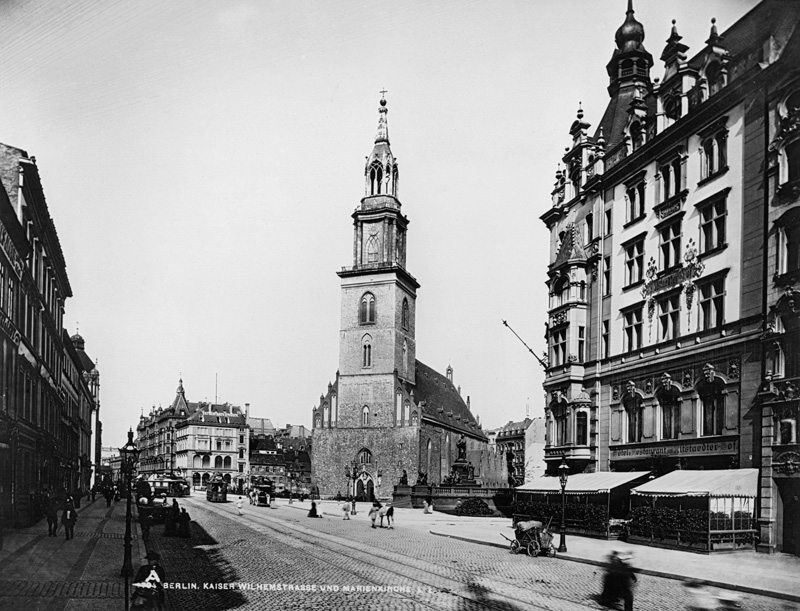 Berlin,Marienkirche,Luther-Denkmal/Levy von 