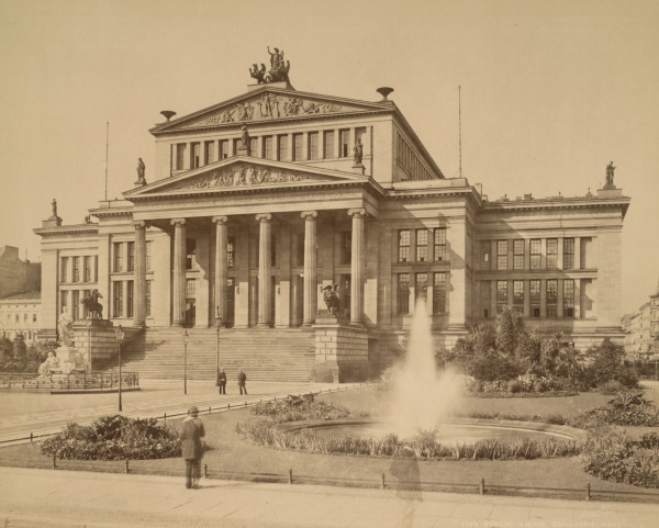 Berlin, Schauspielhaus / Foto Levy von 