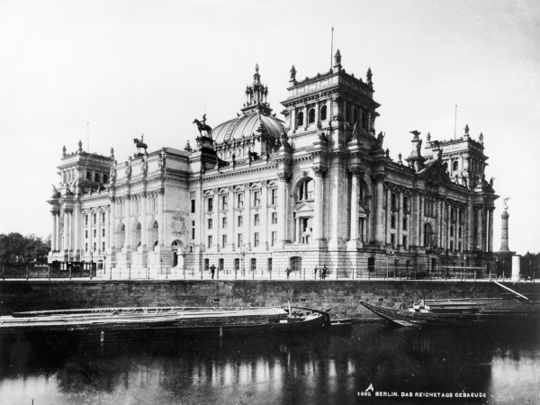 Berlin,Reichstag,Süd-,Ostaseite/Foto von 