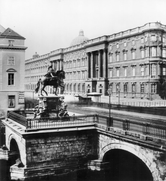 Berlin,Schloßplatz,Kurfürstenbrücke/Levy von 