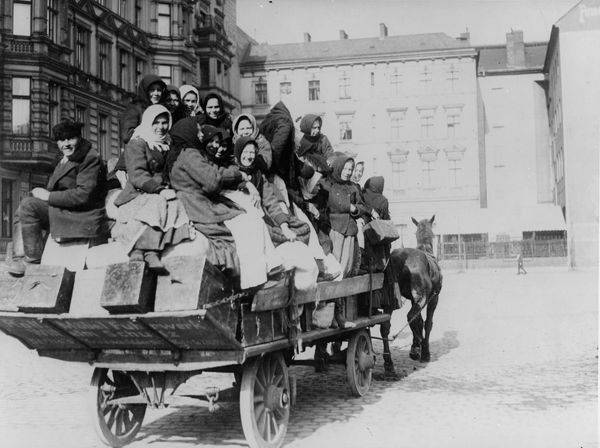 Fuhre ''Sachsengaenger'' in Berlin/1908 von 