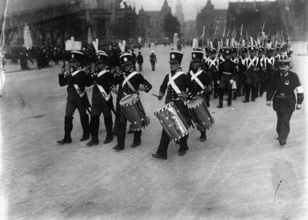 100 Jahrfeier,Musikkapelle,hist.Uniform von 