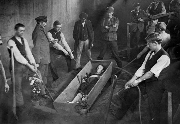 Lebendig begraben /Haeckel 1910 von 