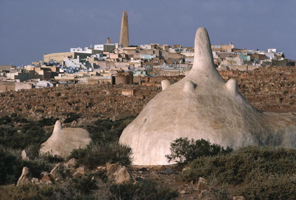 Mausoleum of Mami Said, cemetery on the North side of the city (photo)  von 