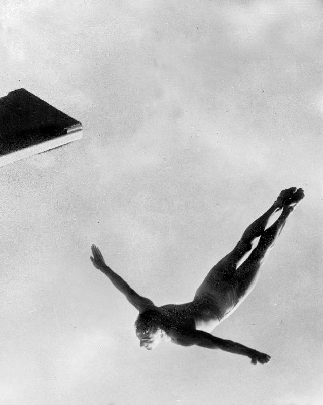Olympic Games in Helsinki : diving during swimming events von 