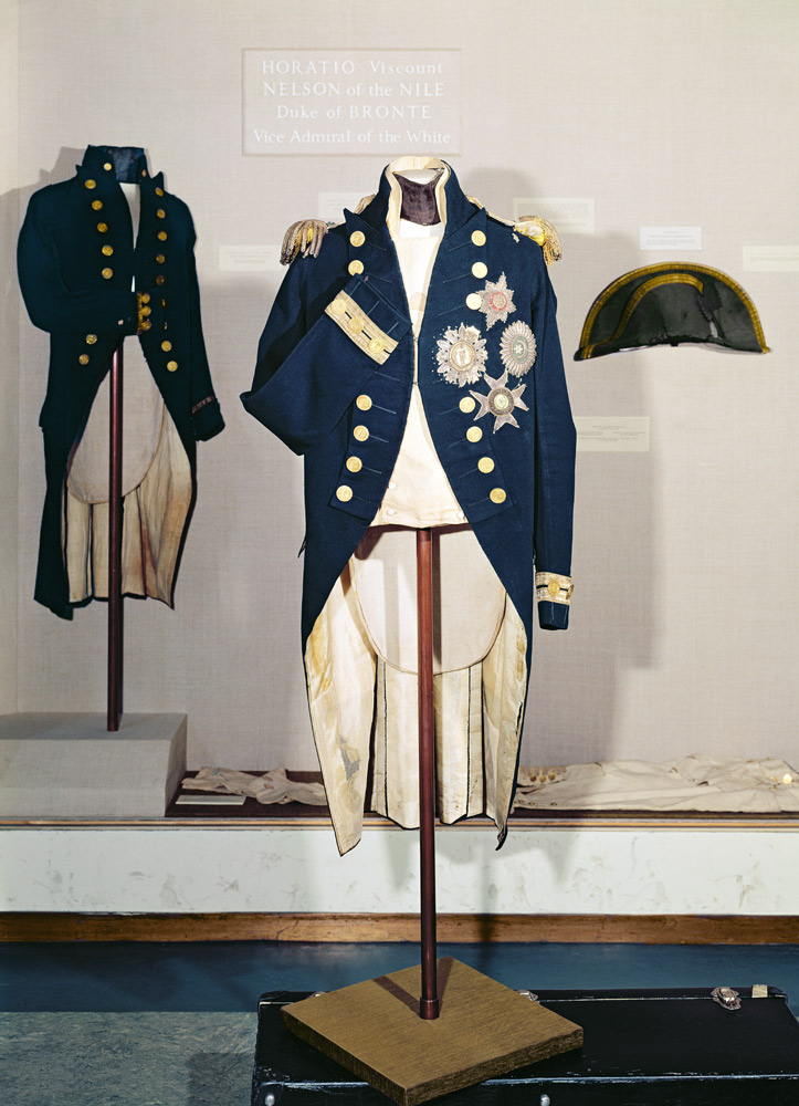 Royal Naval uniform worn Nelson at the battle of Trafalgar in 1805 (wool, silk, brass, metal thread, von 
