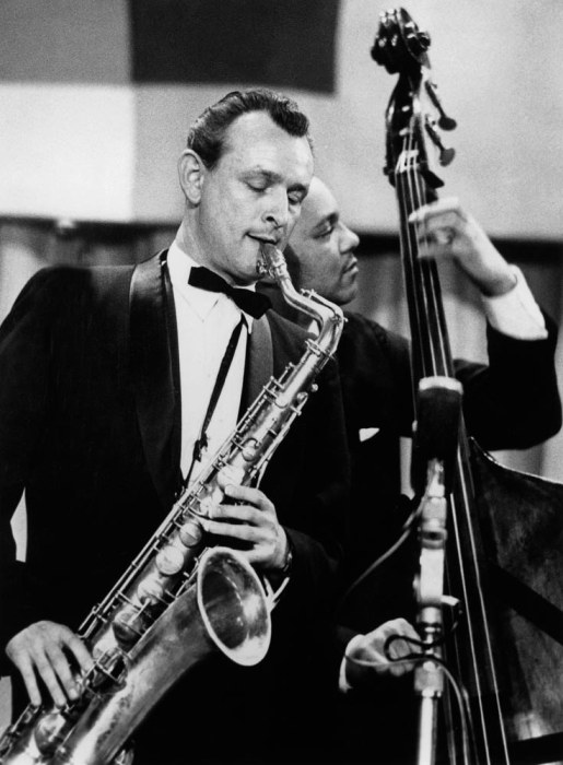 saxophone player Jimmy Giuffre at International Jazz Festival von 