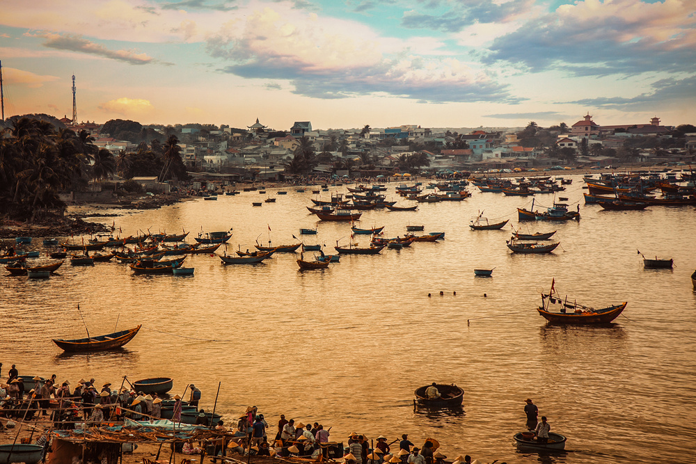 a place under the sun von Аntonik