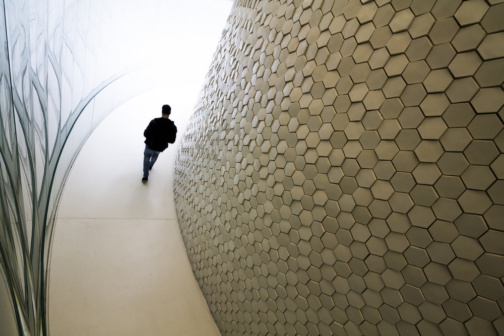 Walking by von Nuno Rocha