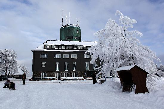 Kahler Asten im Schnee von Oliver Berg