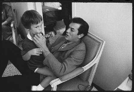 Tony Curtis with daughter Jamie Lee Curtis