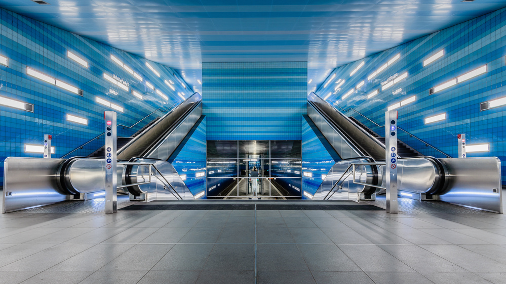 U4-Überseequartier von Oscar Lopez