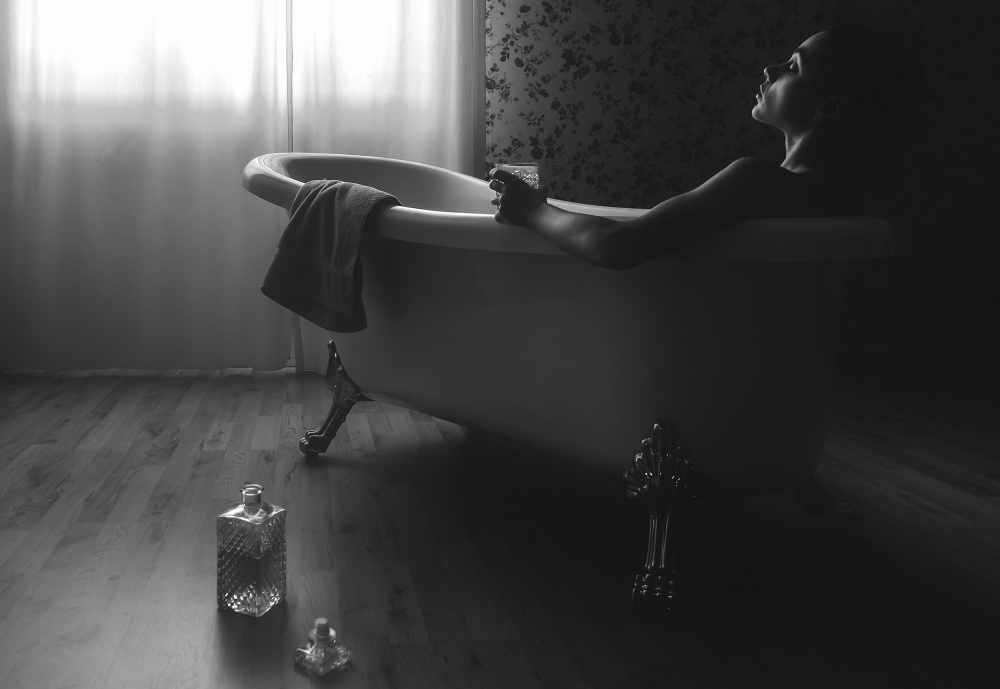 LET ME DIE IN MY TUB (Part 3) von Paolo Lazzarotti
