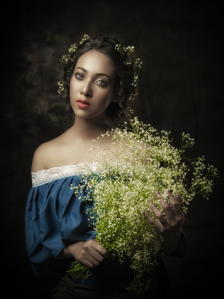 ELEGANT LADY von PARTHA BHATTACHARYYA