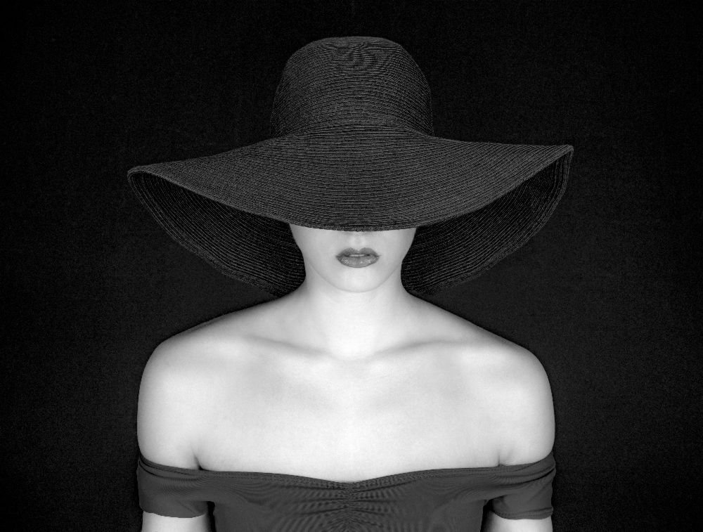 Schick von Pauline Pentony MA