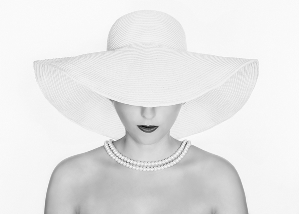 Pure White von Pauline Pentony BA