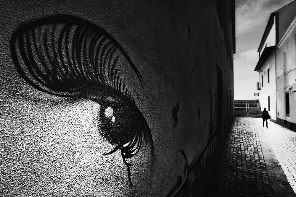 Something About Ghosts von Paulo Abrantes