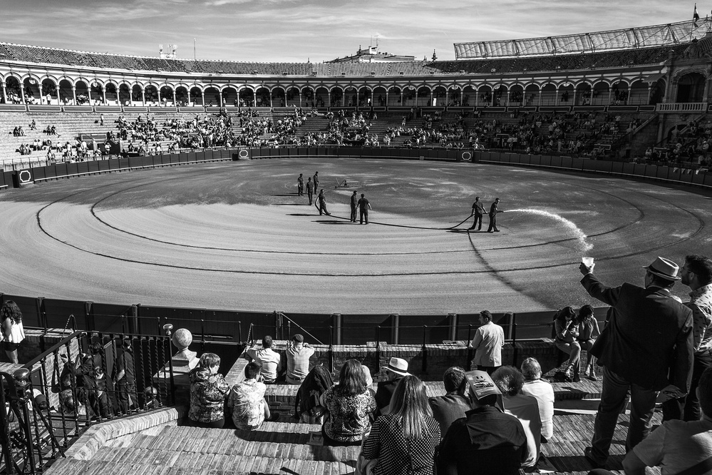 give me some water here, please! von Pavol Stranak