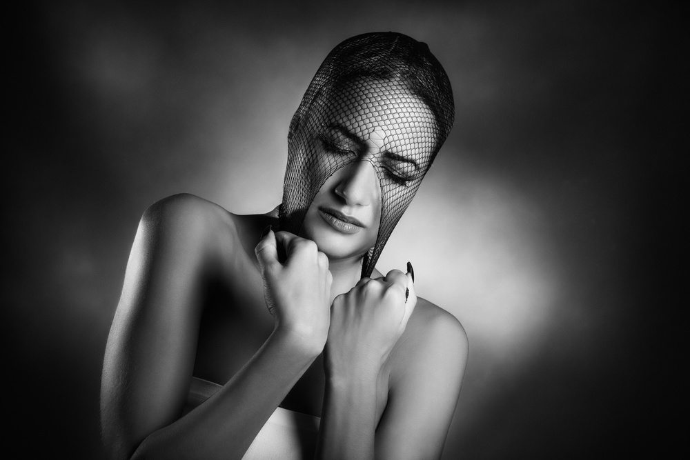 "Prisoner of Thoughts" von Peppe Tambè