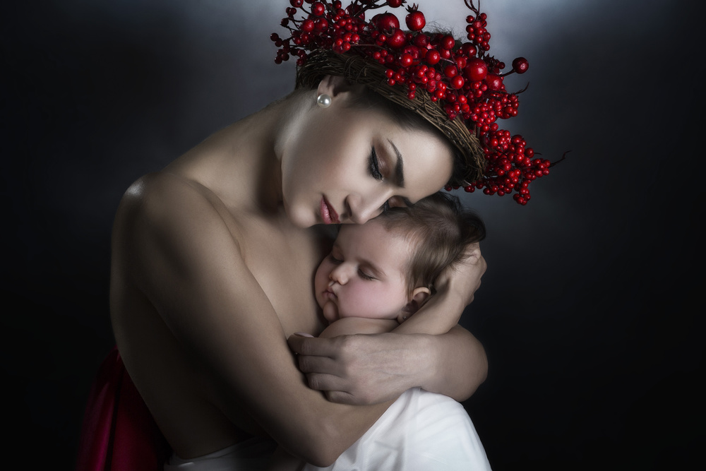 Maternity (Protection) von Peppe Tambè