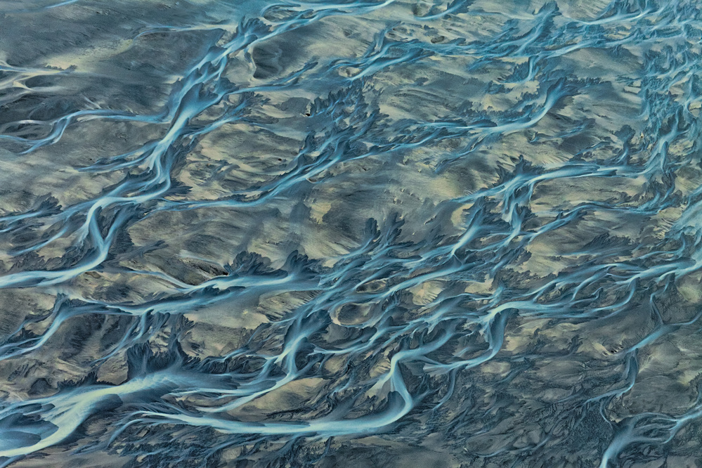 #3 Veins of the Earth von Peter Svoboda MQEP