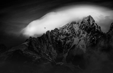 Gliding down the cloud